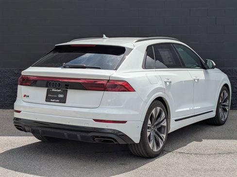 Certified 2024 Audi Q8 Prestige AWD/4WD image 6