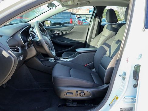 Used 2024 Chevrolet Malibu LT image 7