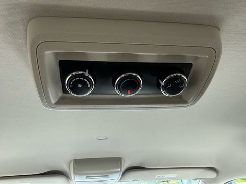 Used 2016 Dodge Grand Caravan SE w/ Quick Order Package 29E SE FWD image 15