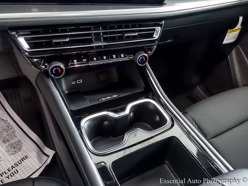 New 2026 Chevrolet Traverse LT w/ Midnight/Sport Edition image 20