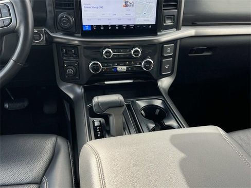 Used 2024 Ford F150 Lariat w/ Equipment Group 502A High image 16