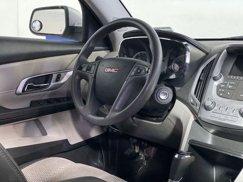 Used 2017 GMC Terrain SLE FWD image 10
