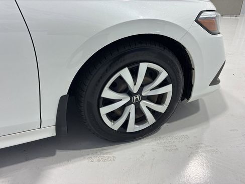 Used 2022 Honda Civic LX image 7