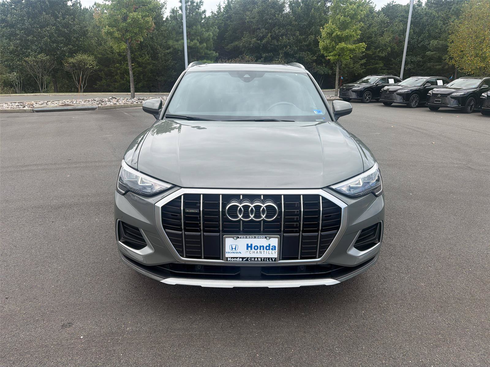 Used 2022 Audi Q3 2.0T Premium AWD/4WD image 2