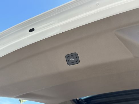 New 2026 GMC Yukon Denali w/ Denali Reserve Package image 12