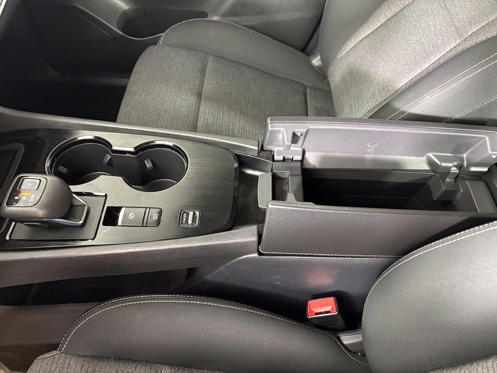 Used 2022 Nissan Rogue SV FWD image 30