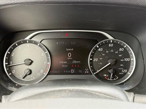 Certified 2024 Nissan Frontier SV image 24