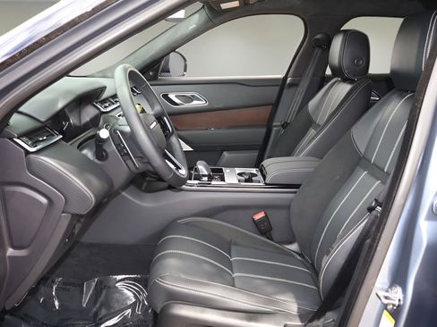 Used 2023 Land Rover Range Rover Velar HST image 11