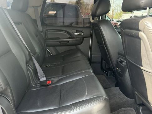 Used 2011 GMC Yukon Denali AWD/4WD image 16