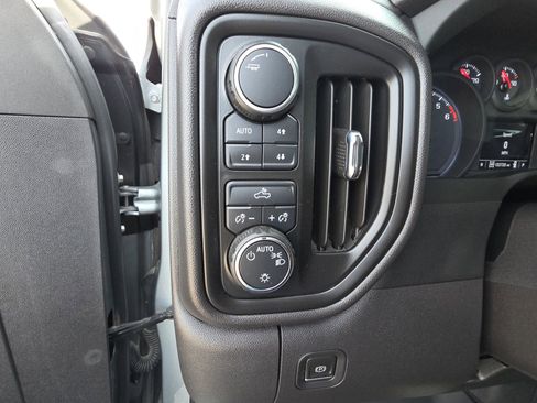 Used 2023 Chevrolet Silverado 1500 Custom Trail Boss image 20