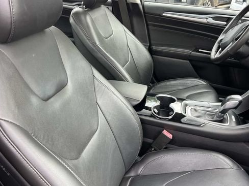 Used 2014 Ford Fusion Titanium AWD/4WD image 28