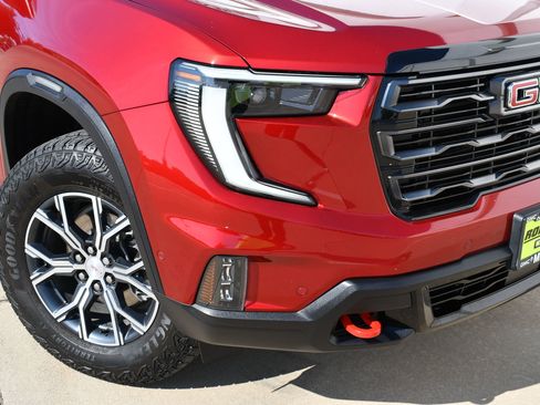 Used 2024 GMC Acadia AT4 w/ Super Cruise Package image 3