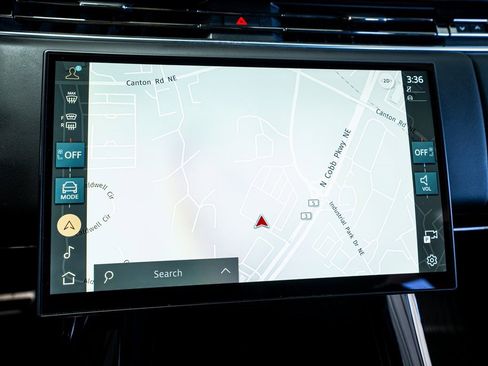 Used 2024 Land Rover Range Rover Sport Dynamic SE image 46