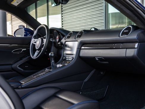 Certified 2023 Porsche 718 Cayman GTS RWD image 46
