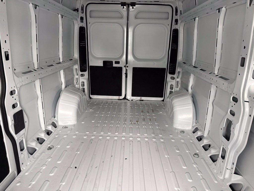 New 2026 RAM ProMaster 2500 w/ Convenience Group FWD image 32