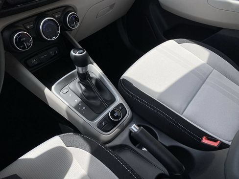 New 2026 Hyundai Venue SEL FWD image 24