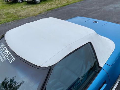 Used 1989 Chevrolet Corvette Convertible RWD image 39