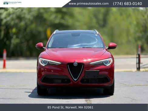 Used 2018 Alfa Romeo Stelvio Ti Lusso AWD/4WD image 2