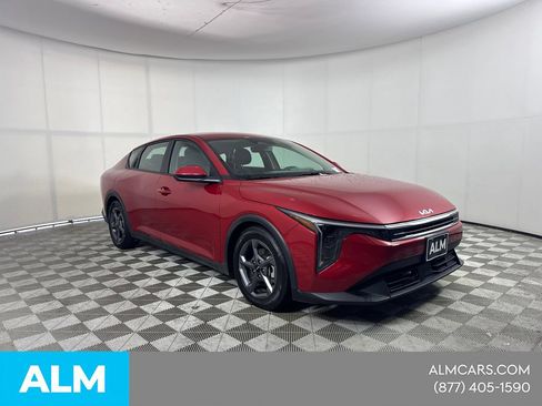 Used 2025 Kia K4 FWD image 3