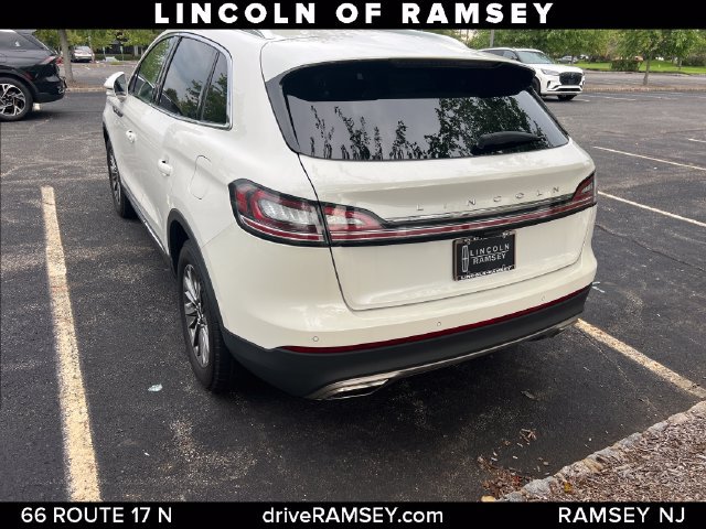Certified 2023 Lincoln Nautilus AWD w/ Premium Package image 4