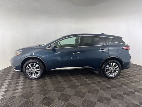 Used 2018 Nissan Murano S image 6
