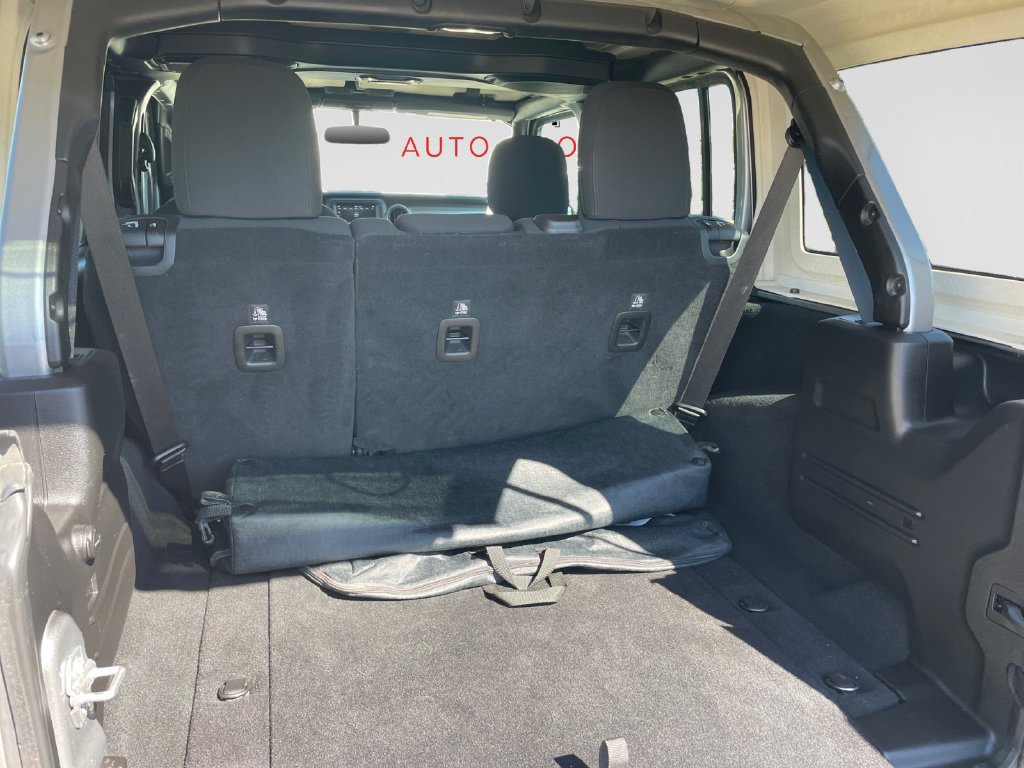 Used 2019 Jeep Wrangler Unlimited Sport S AWD/4WD image 15