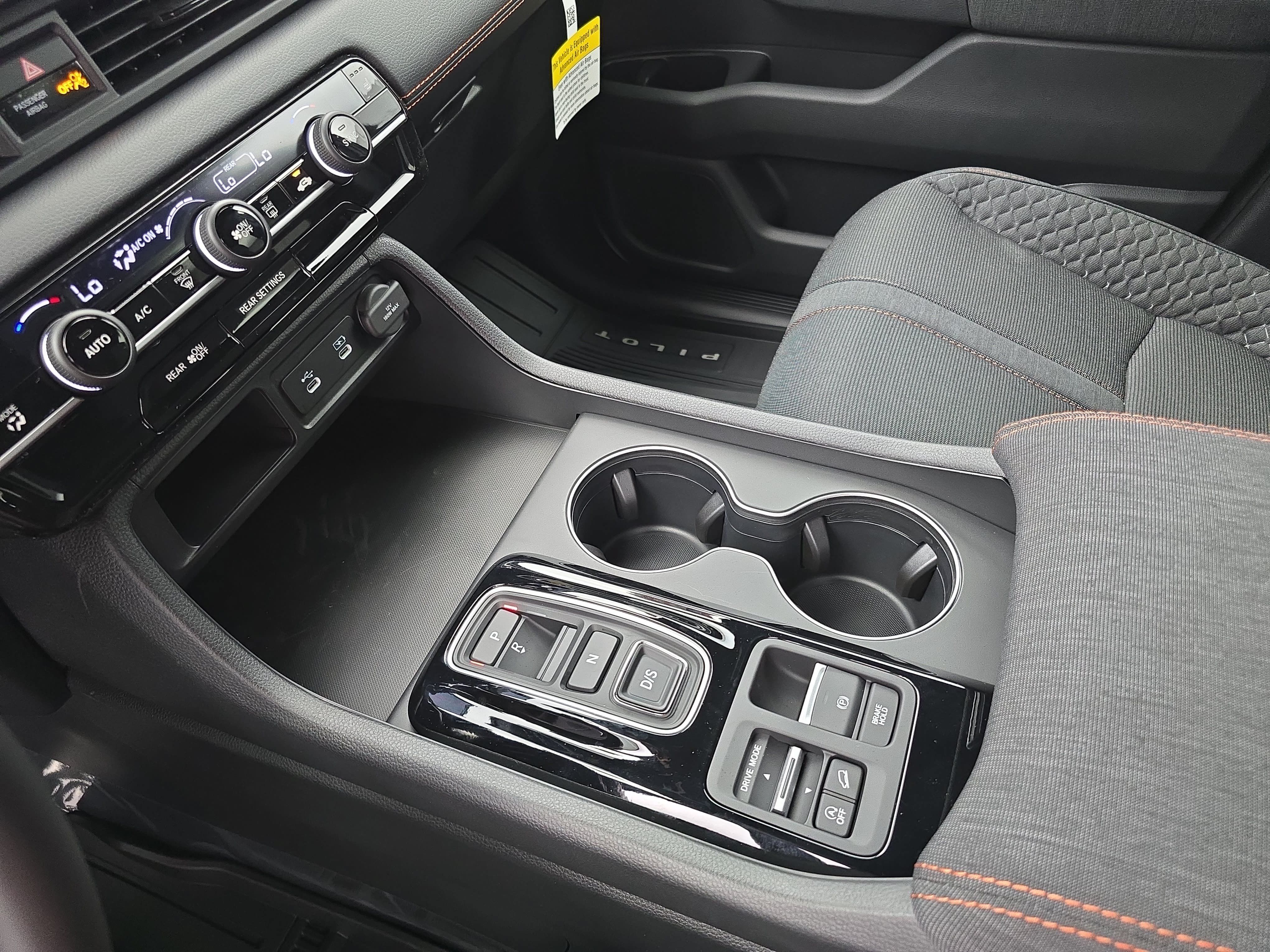 New 2026 Honda Pilot Sport image 26