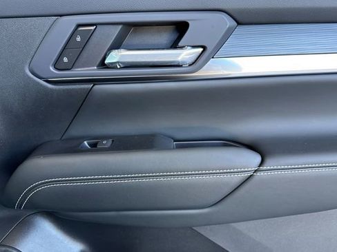 New 2026 GMC Terrain Elevation w/ Elevation Premium Package AWD/4WD image 20