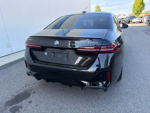 Certified 2024 BMW 540i xDrive w/ Premium Package AWD/4WD image 9