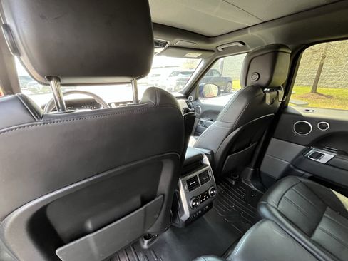 Used 2022 Land Rover Range Rover Sport HST image 30