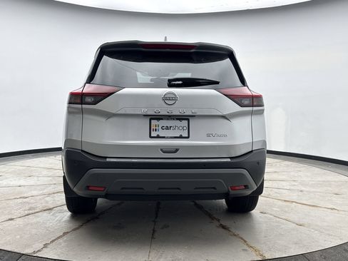 Used 2023 Nissan Rogue SV w/ SV Premium B Package image 4