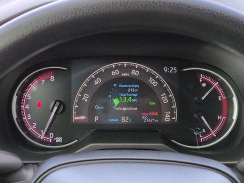 Used 2024 Toyota RAV4 XLE FWD image 25