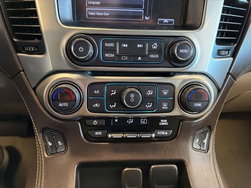 Used 2019 Chevrolet Tahoe LT image 25