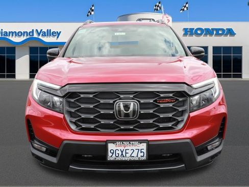Used 2023 Honda Passport TrailSport image 2