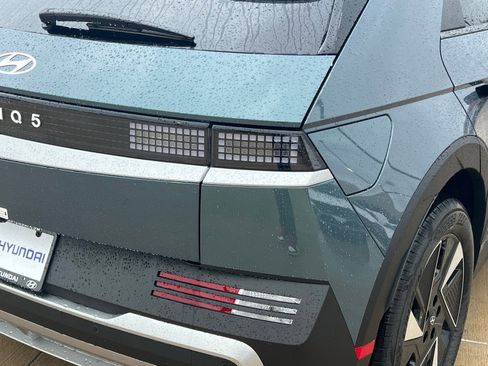 New 2026 Hyundai Ioniq 5 SE image 13