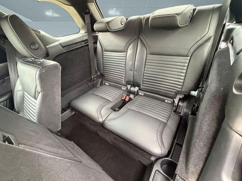 Used 2019 Land Rover Discovery HSE Luxury image 22