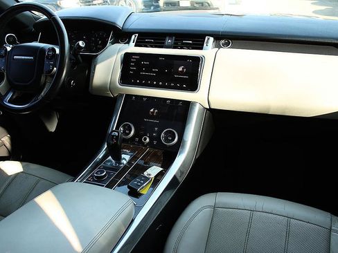 Used 2019 Land Rover Range Rover Sport HSE AWD/4WD image 18