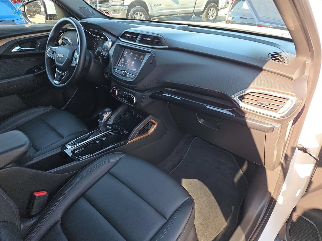 Certified 2023 Chevrolet TrailBlazer ACTIV FWD image 19