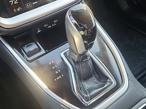 Used 2020 Subaru Outback Limited image 24