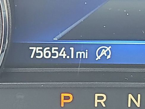 Used 2020 Ford Explorer XLT w/ Equipment Group 202A image 13