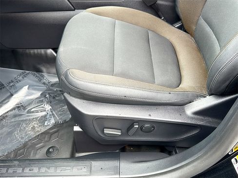 Used 2023 Ford Bronco Sport Badlands image 18