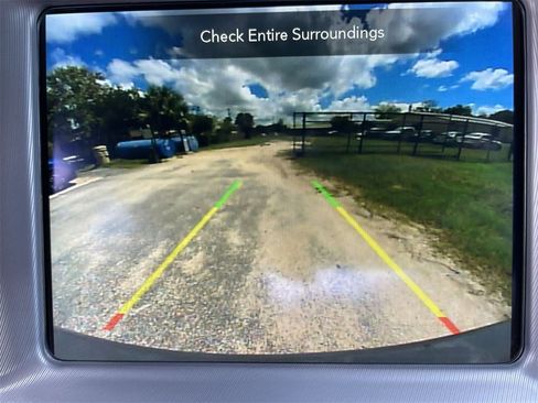 Used 2023 Dodge Charger SXT image 17