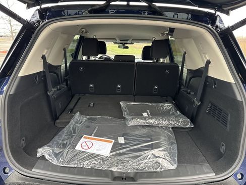 New 2026 Nissan Pathfinder SV AWD/4WD image 30