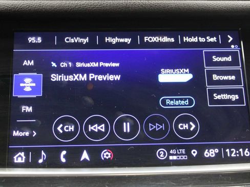 Certified 2022 Cadillac XT5 Premium Luxury image 29