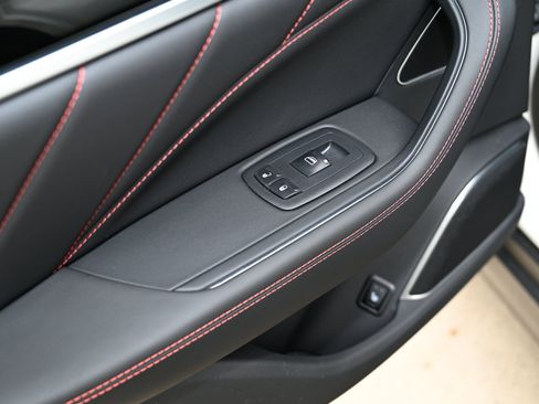 Used 2024 Maserati Levante Modena Ultima AWD/4WD image 28