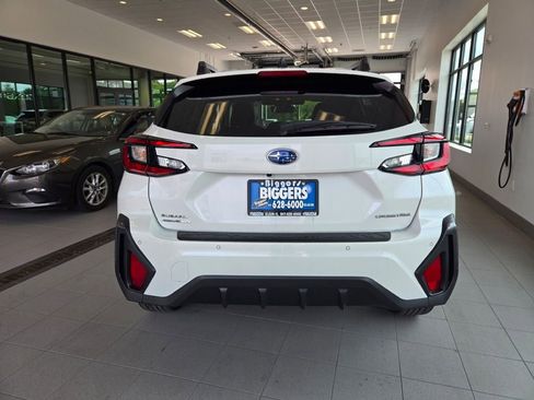Used 2024 Subaru Crosstrek 2.5i Limited w/ Crosstrek Mirror Package image 11