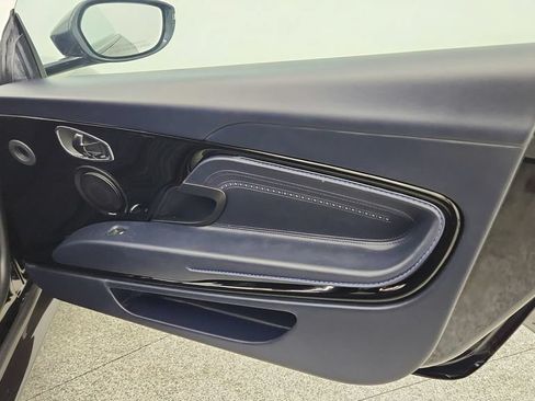 Used 2017 Aston Martin DB11 V12 RWD image 28