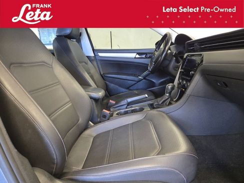 Used 2020 Volkswagen Passat 2.0T SE image 20