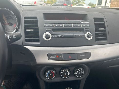 Used 2009 Mitsubishi Lancer ES FWD image 13