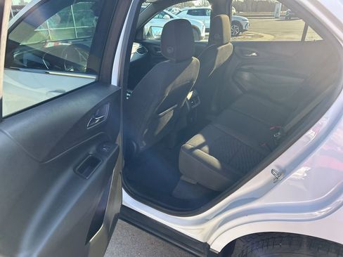 Certified 2018 Chevrolet Equinox LT image 31